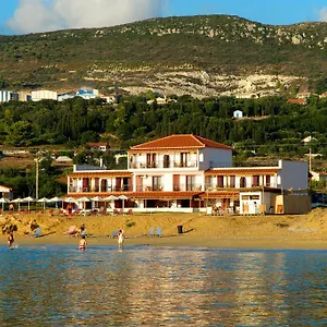 https://ammos-residence.kefaloniahotels.net