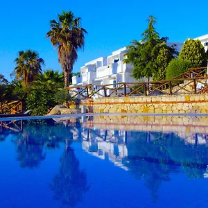 https://agionissi-resort.hotelschalkidiki.net